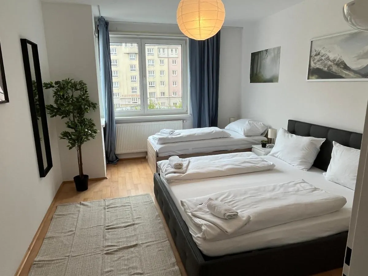 Cool Schonbrunn Apt 2Br Apartment Vienna